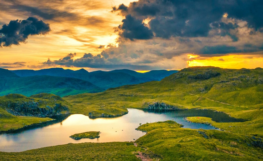 What are lake district tarns?